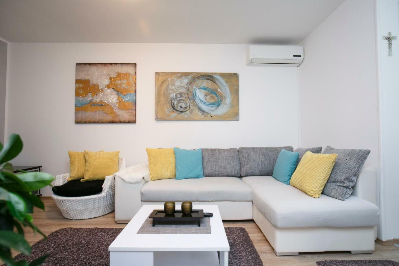 Golden Place Σπλιτ Εξωτερικό φωτογραφία